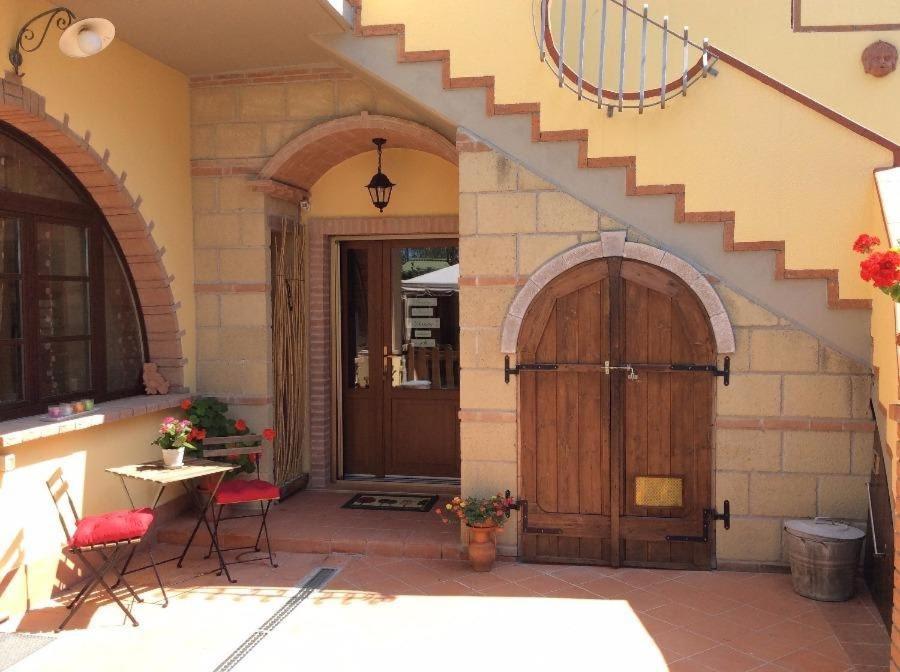 Bed And Breakfast Val Di Lupa Castellina Marittima Dış mekan fotoğraf